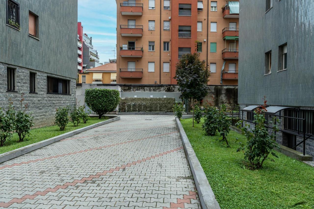 Duomo-Sesto M1 Relax Campari Wi-Fi & Netflix Appartement Sesto San Giovanni Buitenkant foto